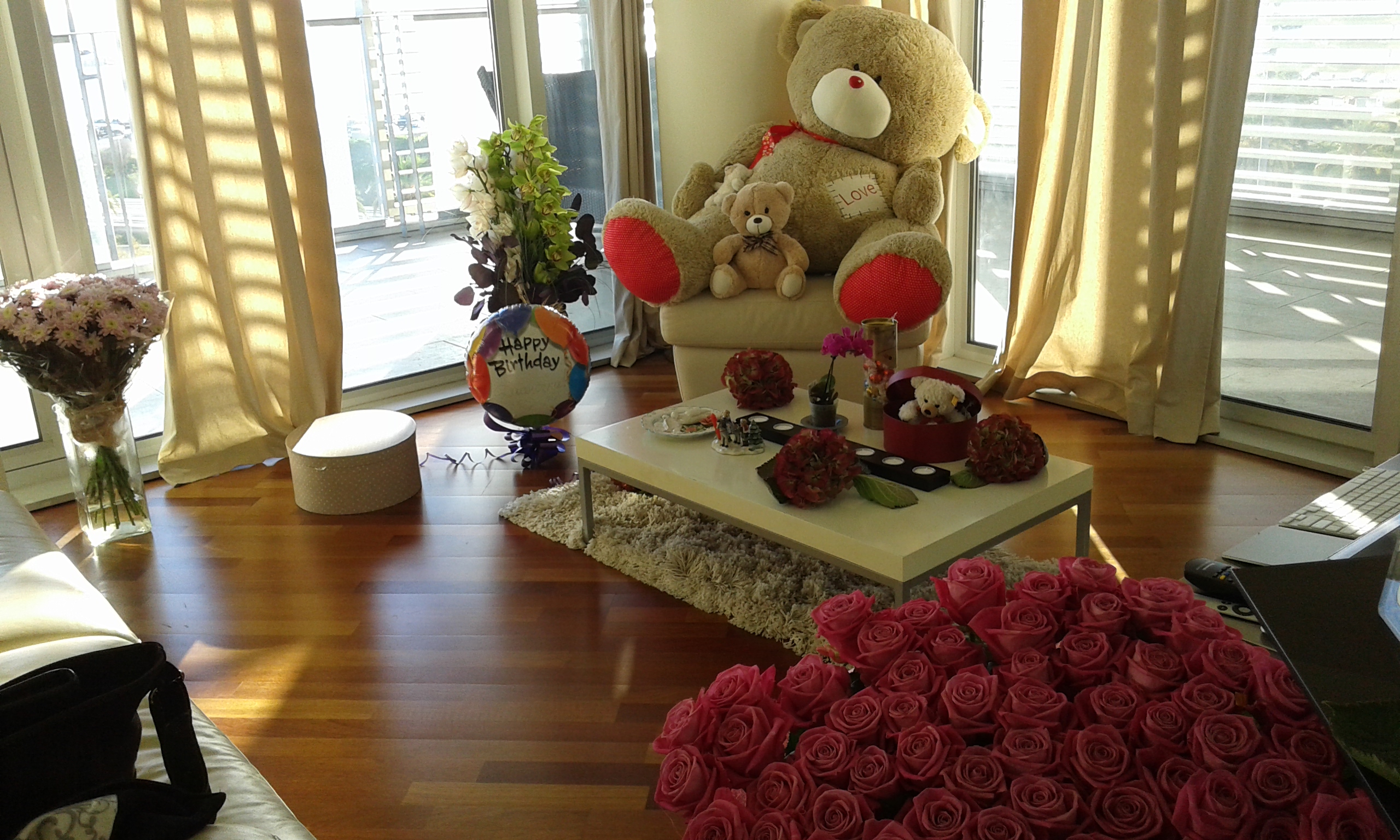 Morning surprise decorations