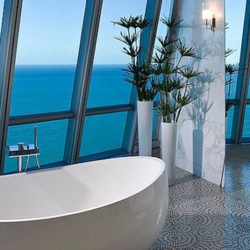 20 Luxurious Bathrooms with Ocean View